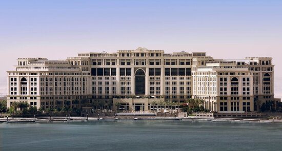 Luxury 4 Bedroom Apartment in Palazzo Versace Al Jadaf, Dubai – Fully Furnished Versace Home Collection